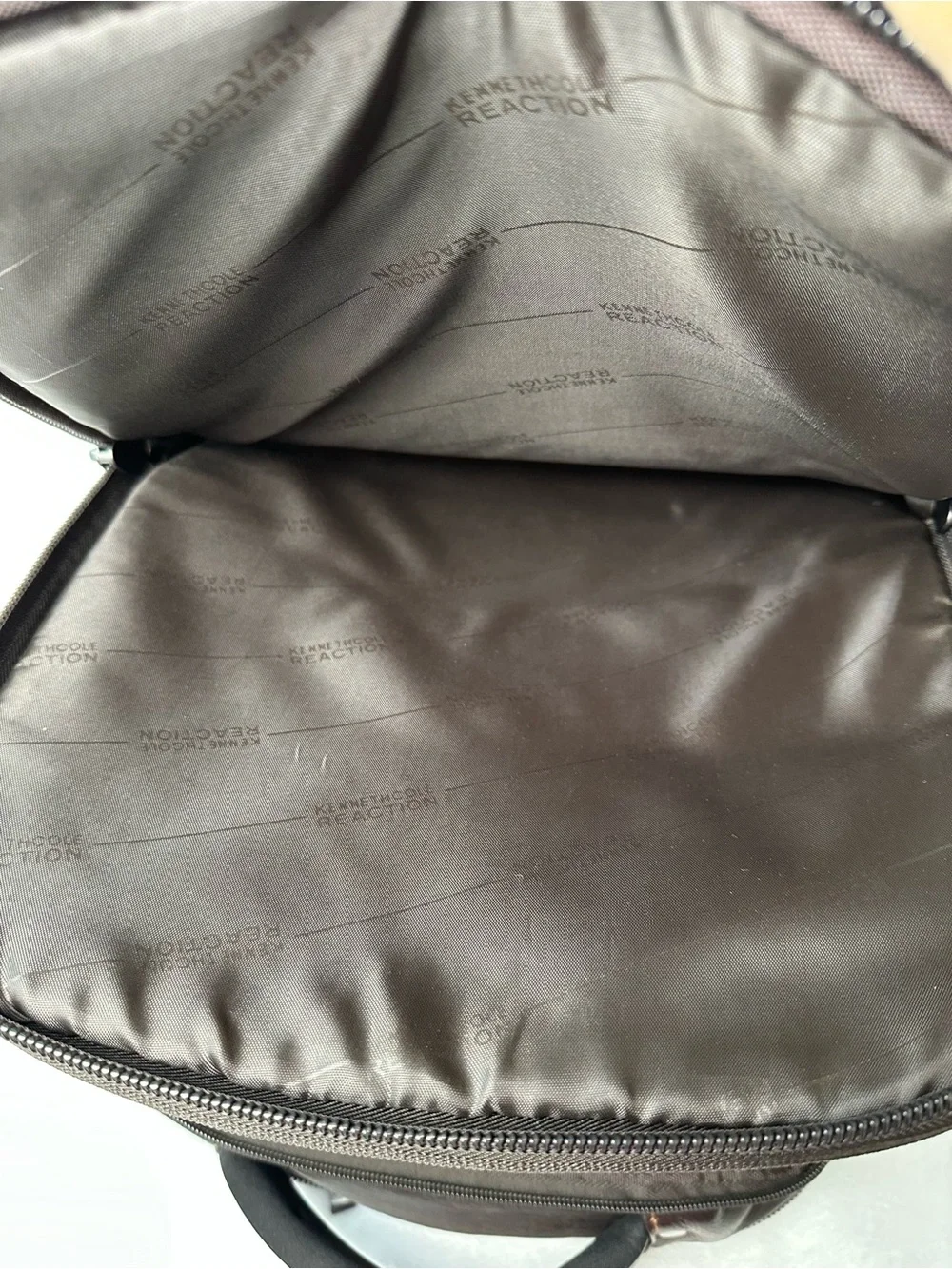 Kenneth Cole Reaction Full Grain Leather 16” Laptop Tablet Travel Backpack